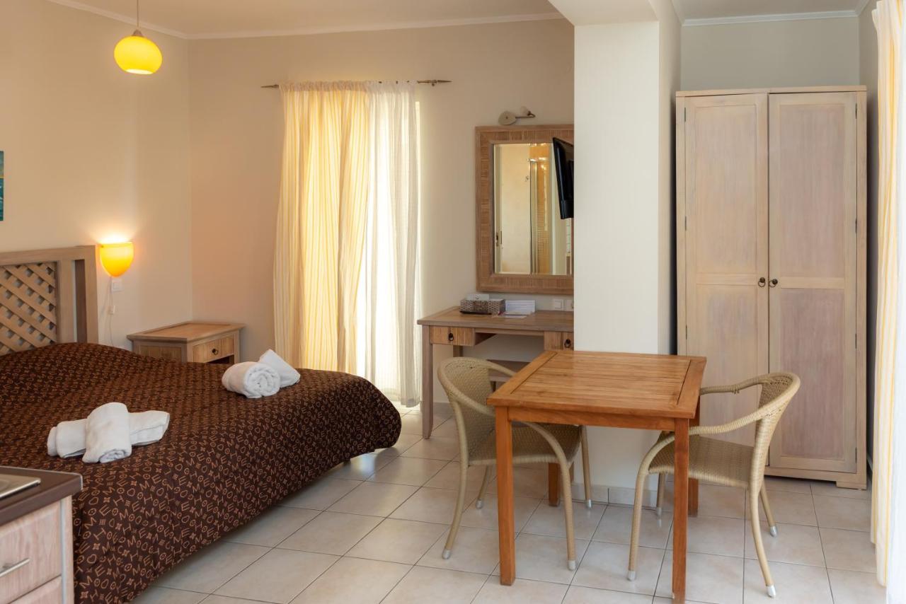 Modi Resort Xiropígado Kültér fotó